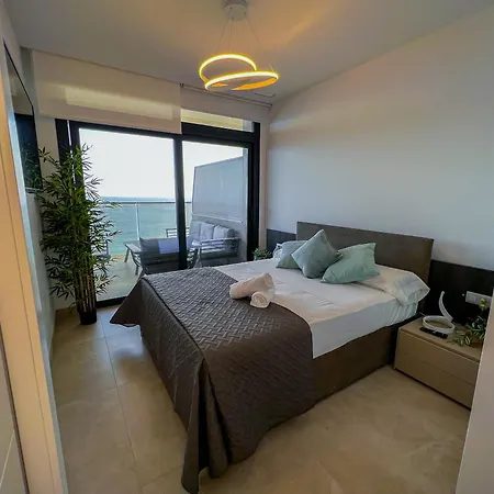 Sunset Cliffs Ohana Benidorm